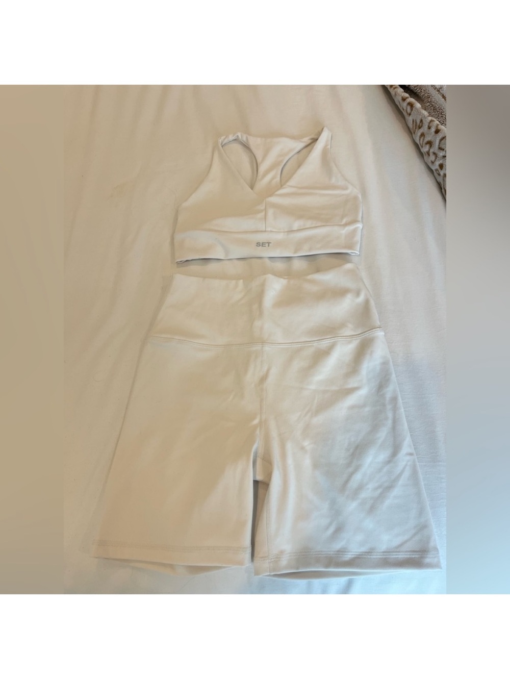 SET Active White Luxform Sports Bra and Bike Shorts